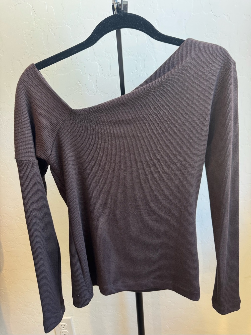 Enza Costa Angled Exposed Shoulder Brown Ribbed Sweater - Picture 2 of 6